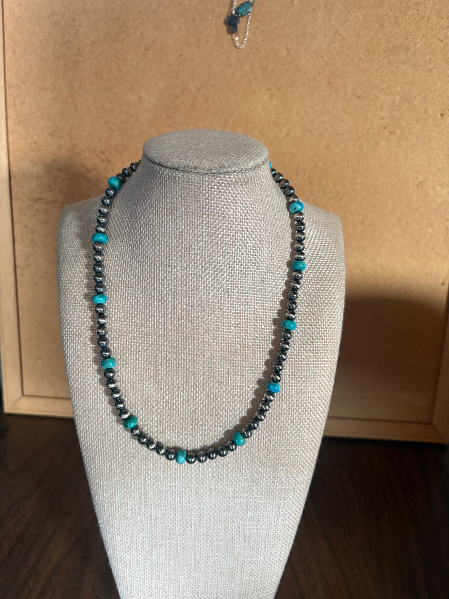 Gema Necklace