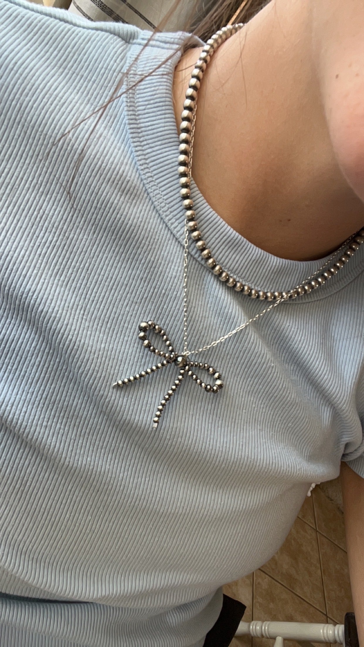Bow Chain Necklace